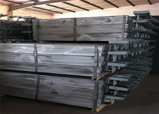 Ânodos de alumínio sacrificiais para a proteção catódica marinha contra a corrosão no ambiente desinfectado