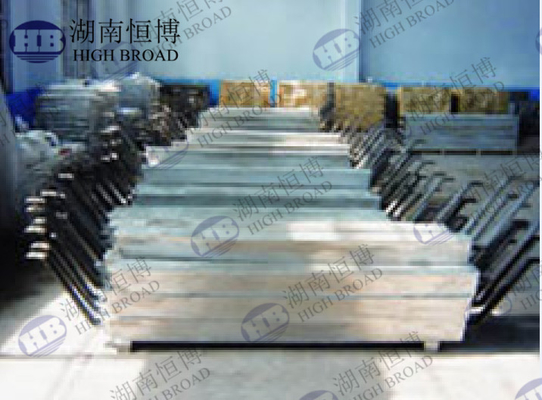 O ânodo de alumínio defende a corrosão de construções de aço no ambiente do seawater e da água fresca
