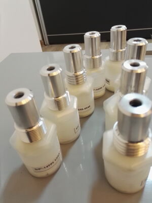 Bico de Carboneto de Boro com Rosca Fina M10x1.0 e Design Compacto 50x15mm para Jateamento de Precisão
