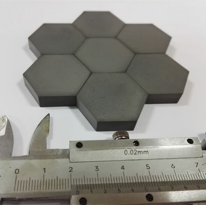 Placa à prova de balas de carburo de silício com alta resistência à dobra e resistência à corrosão para armadura corporal padrão NIJ