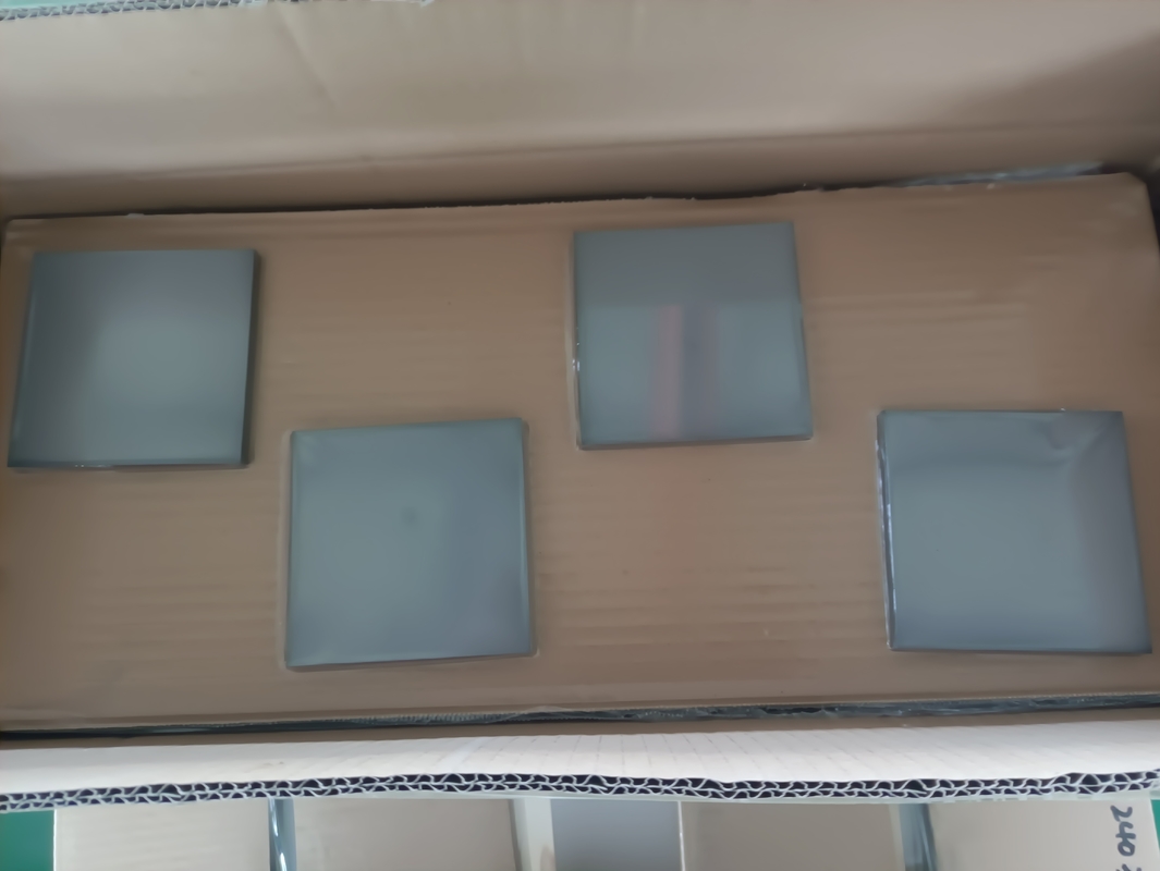 Painéis balísticos de carburo de silício e carburo de boro / azulejos de resistência balística para proteção reforçada